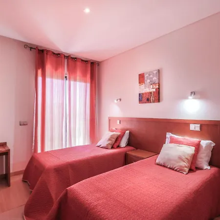 V4, Jardins Branqueira Near Beach, Villa