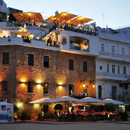 فيلة V4, Jardins Branqueira Near Beach,