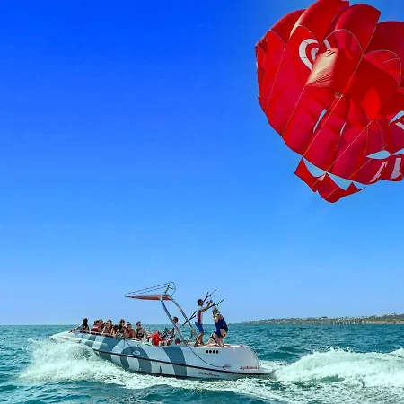 V4, Jardins Branqueira Near Beach, فيلة