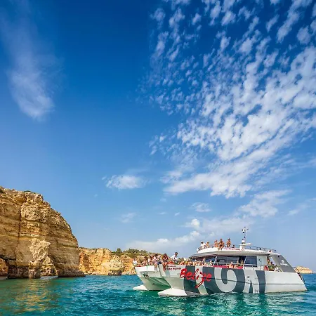 V4, Jardins Branqueira Near Beach, فيلة