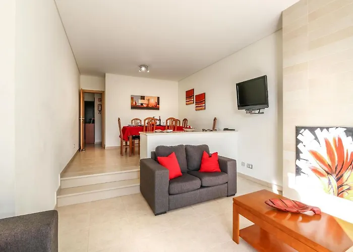 Βίλα V4, Jardins Branqueira Near Beach, *