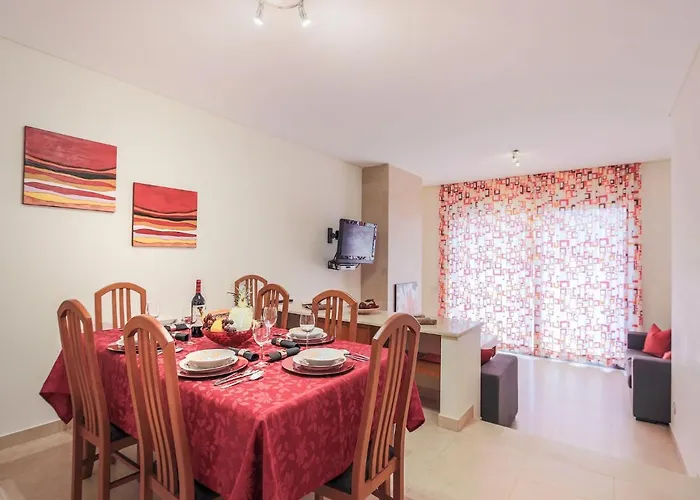 V4, Jardins Branqueira Near Beach, Villa *