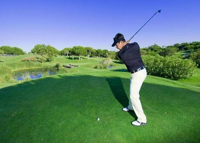 V4, Jardins Branqueira Near Beach, * Αλμπουφέιρα