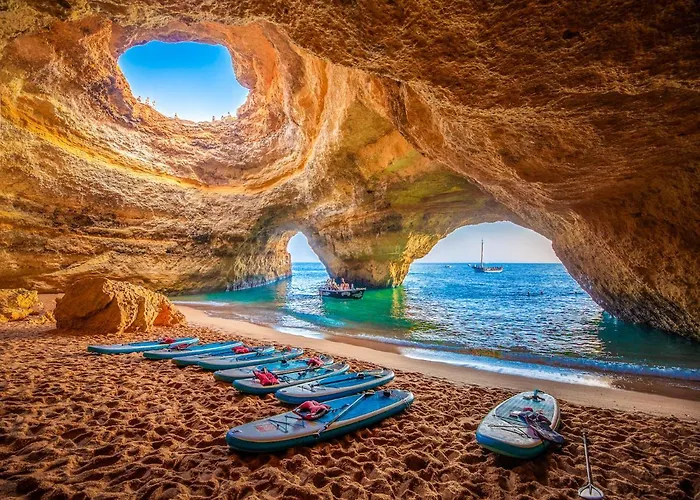 V4, Jardins Branqueira Near Beach, *