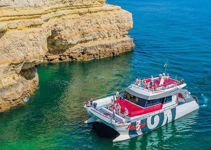 V4, Jardins Branqueira Near Beach, Βίλα