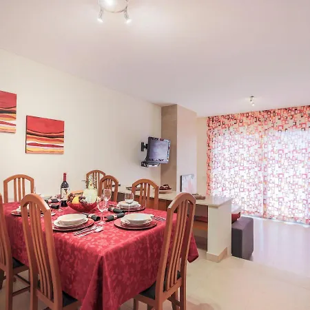 V4, Jardins Branqueira Near Beach, Вилла *