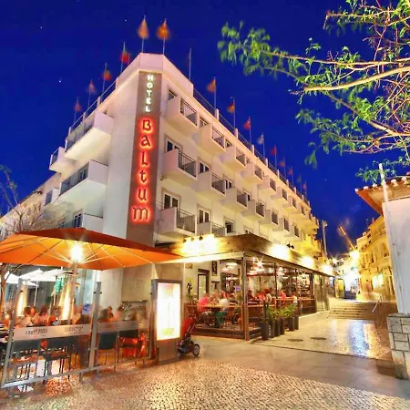 V4, Jardins Branqueira Near Beach,