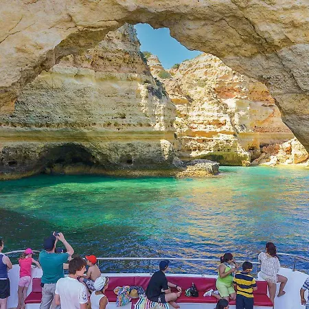 V4, Jardins Branqueira Near Beach, Вилла *