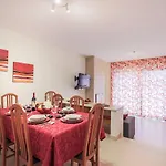 V4, Jardins Branqueira Near Beach, Villa *